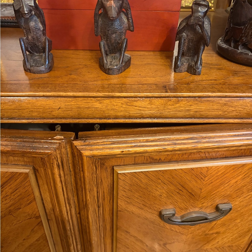 Three monkeys see no evil speak no evil hear no evil